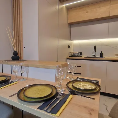 Luxury Gold Apartment *