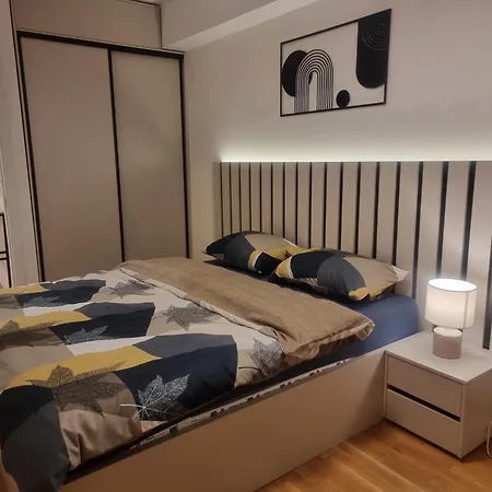 Luxury Gold Apartment *